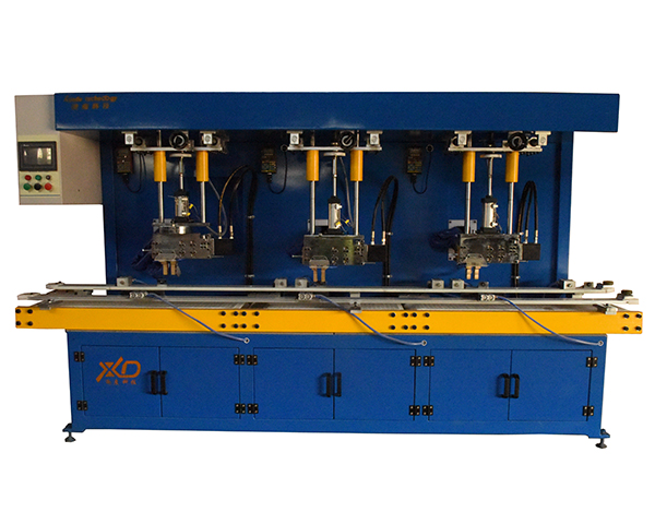 全自动穿壁焊机(3工位）XDC-900Y